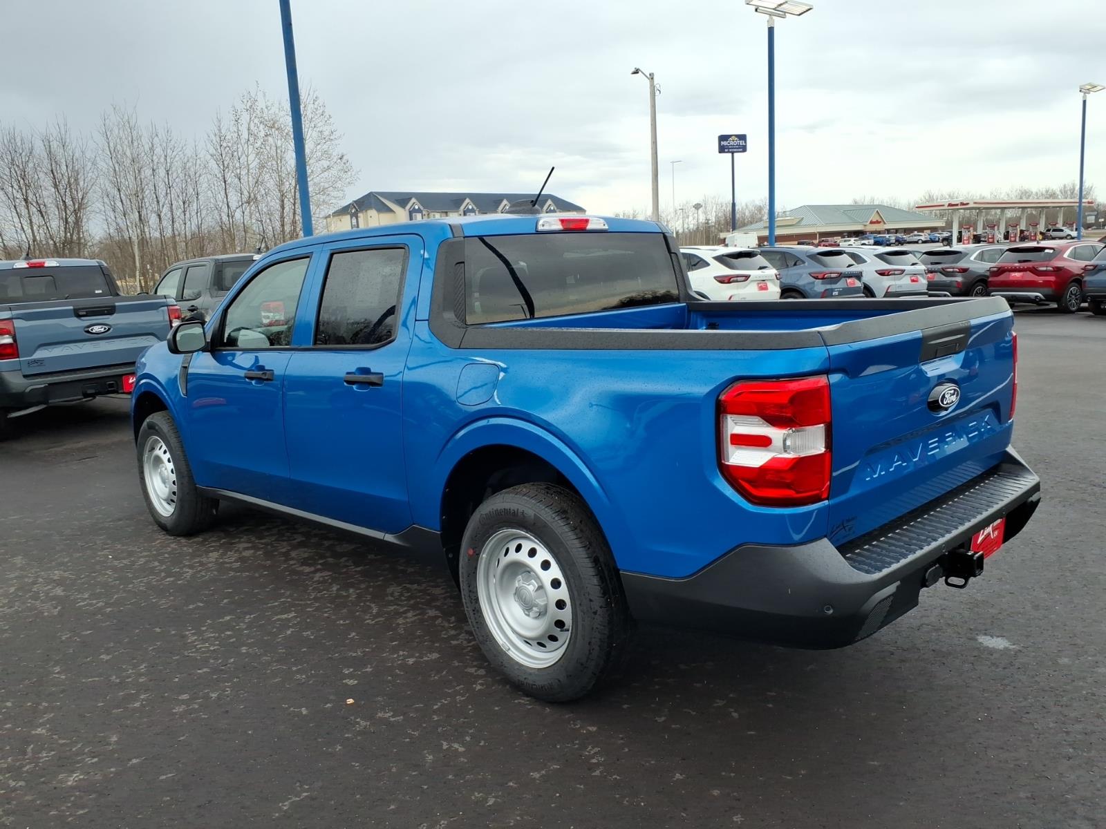 View vehicle photo 2