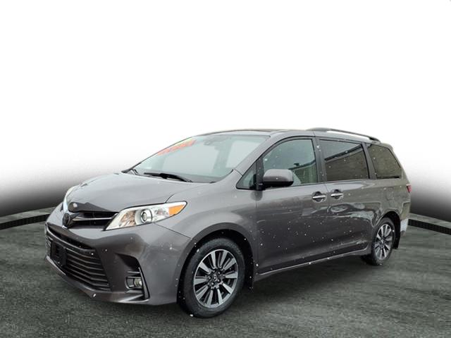 2018 Toyota Sienna XLE 7-Passenger
