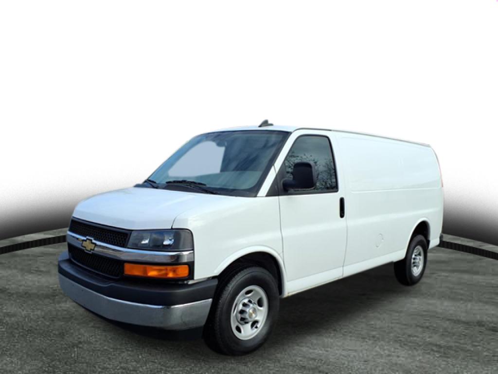 2022 Chevrolet Express 2500 - main photo