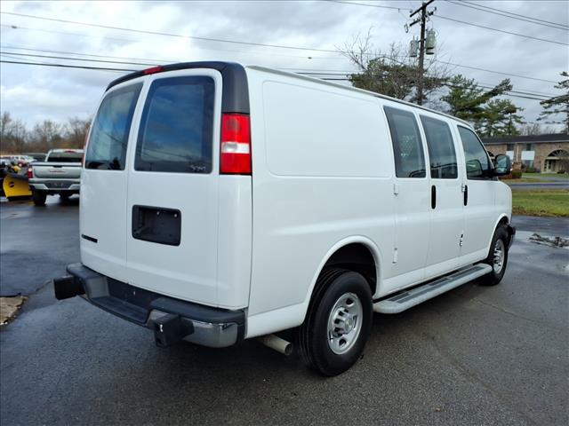 2022 Chevrolet Express 2500