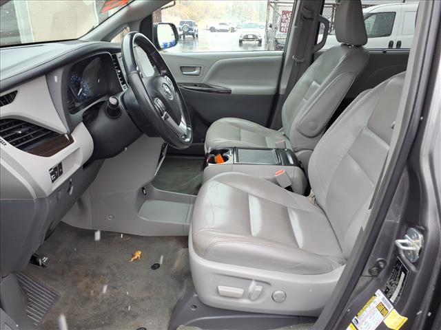 2018 Toyota Sienna XLE 7-Passenger