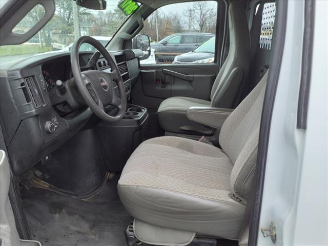 2017 GMC Savana 2500