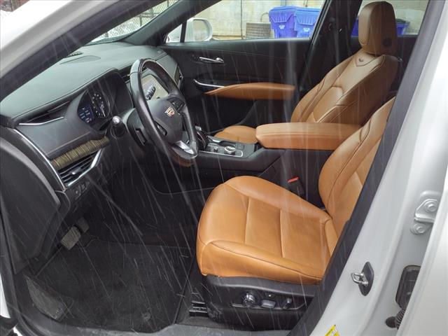 2019 Cadillac XT4 Premium Luxury