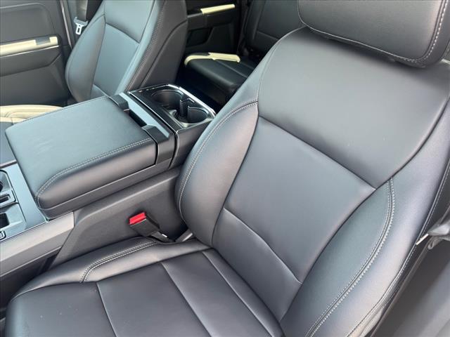 2025 Ford F-150 Lariat - Photo 11
