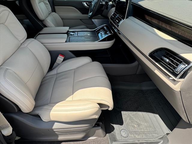 2024 Lincoln Navigator L Reserve - Photo 13