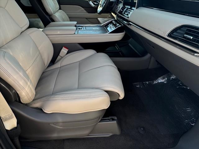 2024 Lincoln Navigator L Reserve - Photo 13