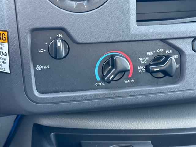 2024 Ford E-Series E-350 SD - Photo 18