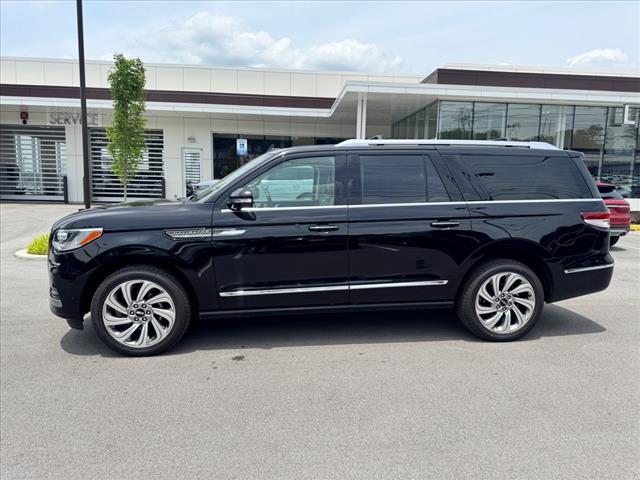 2024 Lincoln Navigator L Reserve - Photo 2