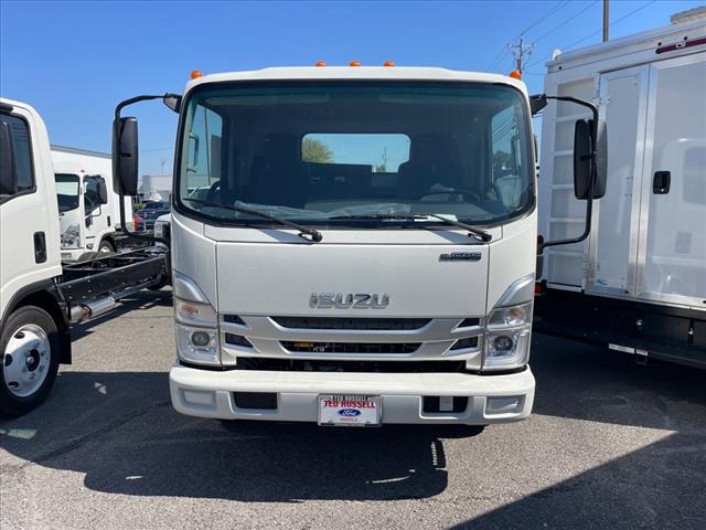 2024 Isuzu NPR  - Photo 3