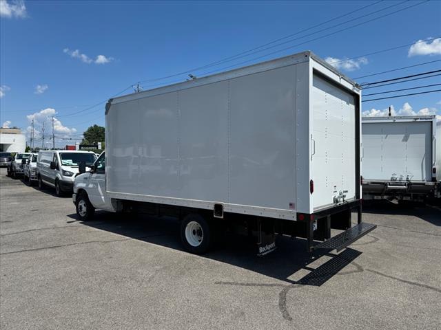 2024 Ford E-Series E-350 SD - Photo 5