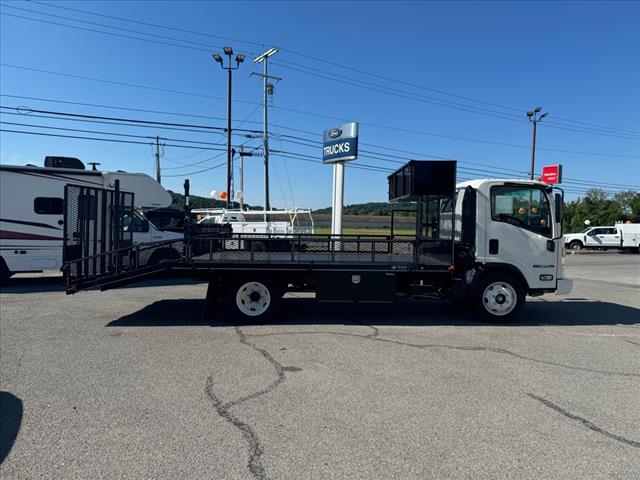 2024 Isuzu NPR  - Photo 6