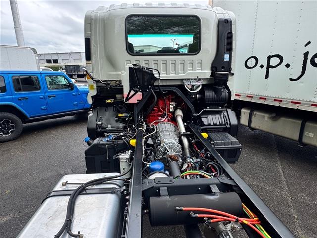 2025 Isuzu MT6 FTR Cab Chassis 224