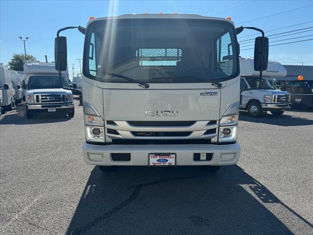 2024 Isuzu NPR  - Photo 8