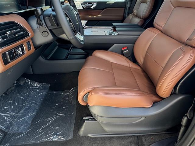 2024 Lincoln Navigator L Reserve - Photo 8