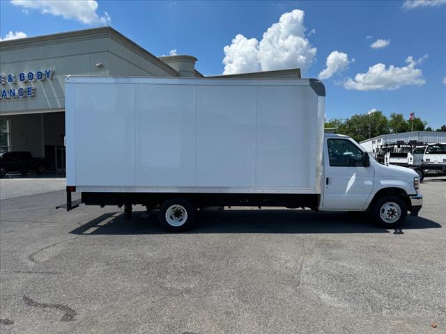 2024 Ford E-Series E-350 SD - Photo 9