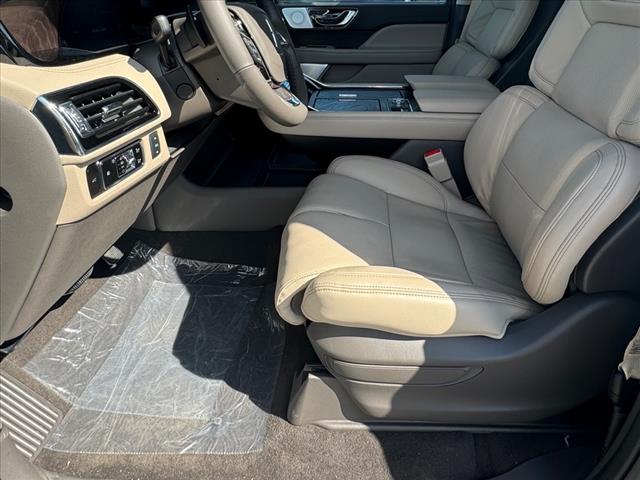 2024 Lincoln Navigator L Reserve - Photo 9