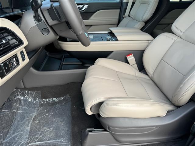 2024 Lincoln Navigator L Reserve - Photo 9