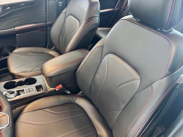 2025 Ford Escape Hybrid ST-Line Elite