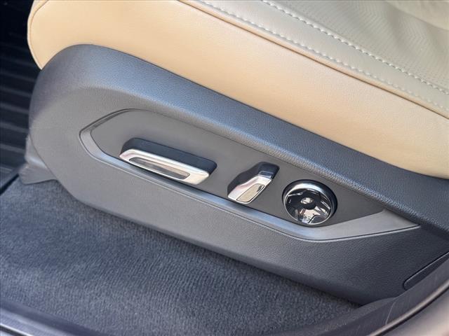 2025 Acura MDX w/Tech
