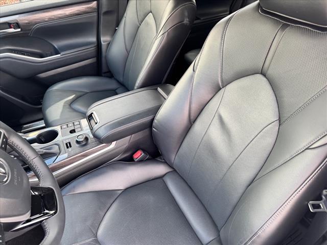 2023 Toyota Highlander XSE