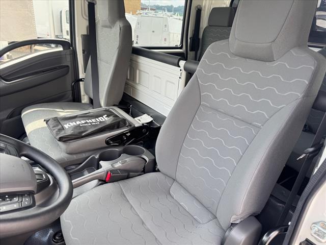 2025 Isuzu NPR 