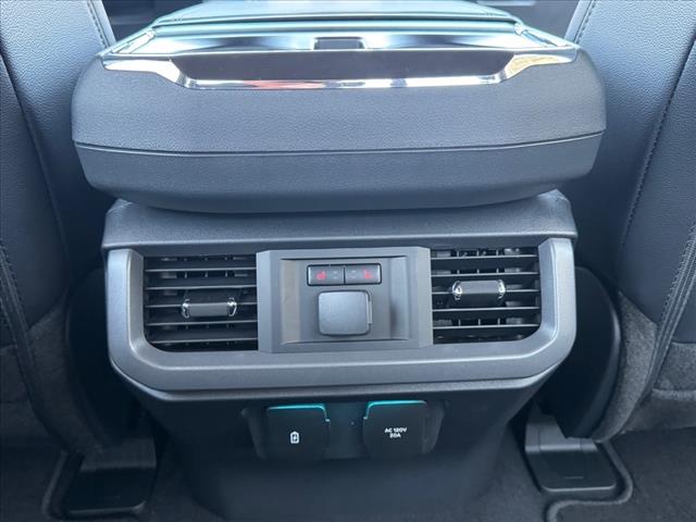 2025 Ford F-150 Lightning Lariat