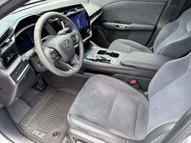 2023 Lexus RZ 450e 