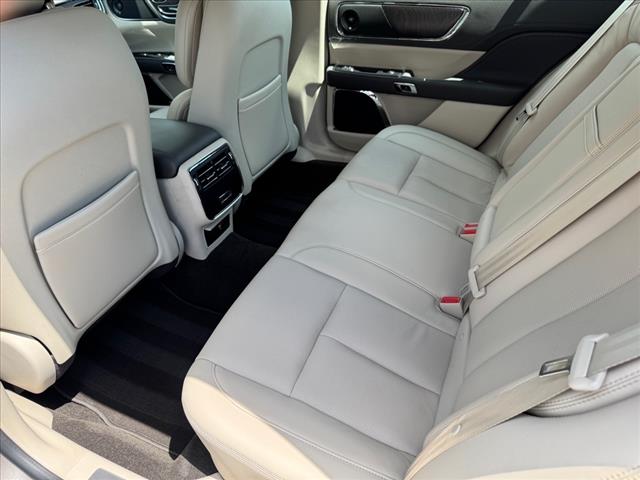 2020 Lincoln Continental Standard