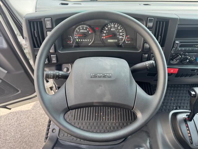 2024 Isuzu NPR 
