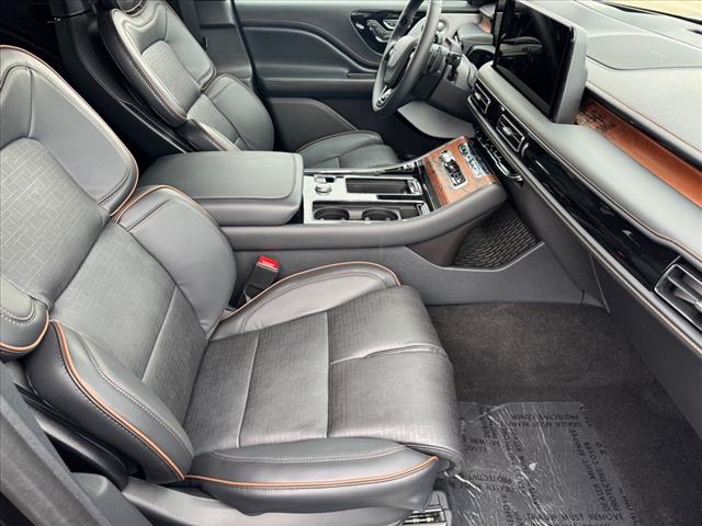 2025 Lincoln Aviator Black Label