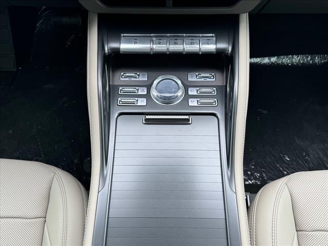 2025 Lincoln Nautilus Hybrid Reserve