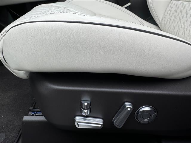 2024 Lincoln Nautilus Hybrid Black Label