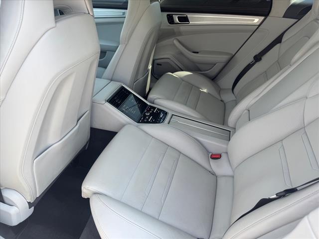2018 Porsche Panamera Turbo