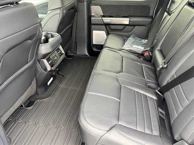 2025 Ford F-250 Super Duty Platinum