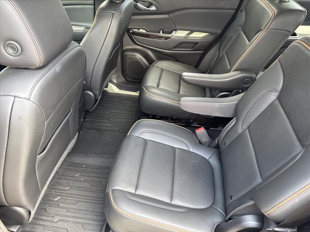 2022 GMC Acadia AT4