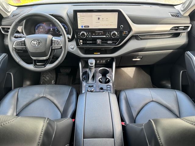 2023 Toyota Highlander XSE
