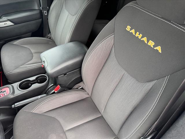 2015 Jeep Wrangler Unlimited Unlimited Sahara