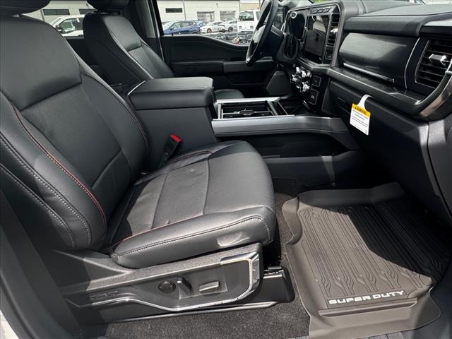 2025 Ford F-350 Super Duty Lariat