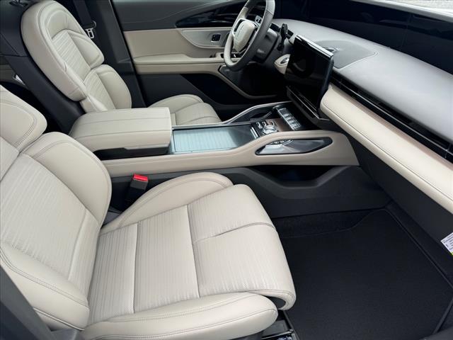 2025 Lincoln Nautilus Hybrid Reserve