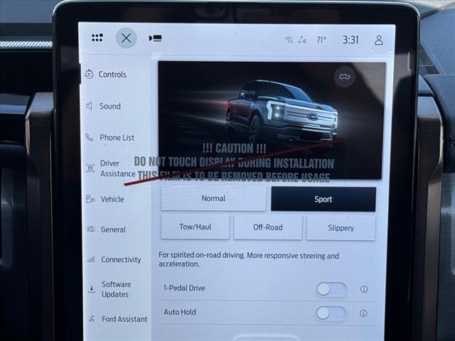 2025 Ford F-150 Lightning Lariat