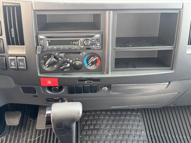 2024 Isuzu NPR 