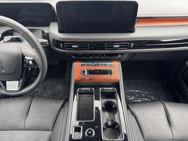 2025 Lincoln Aviator Black Label