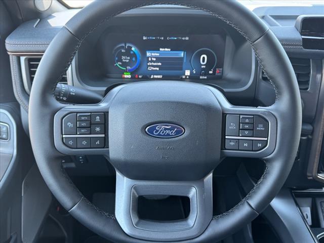 2025 Ford F-150 Lightning Lariat