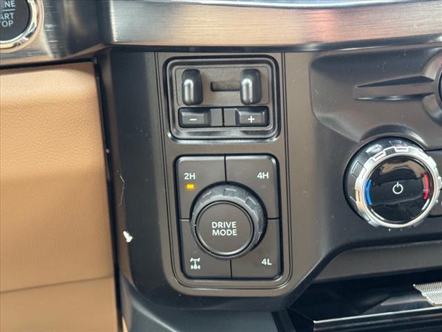 2025 Ford F-350 Super Duty Lariat