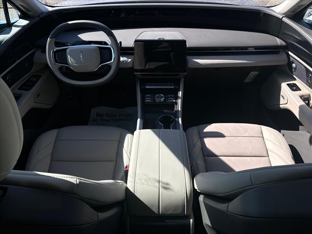 2025 Lincoln Nautilus Hybrid Premiere