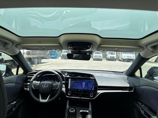 2023 Lexus RZ 450e 