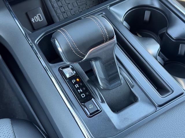 2025 Ford F-150 Lightning Lariat