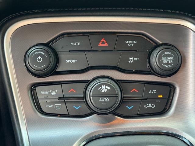 2021 Dodge Challenger SXT