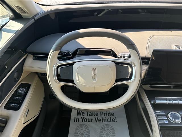 2025 Lincoln Nautilus Hybrid Premiere