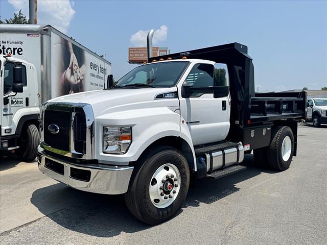 2025 Ford F-650SD Base